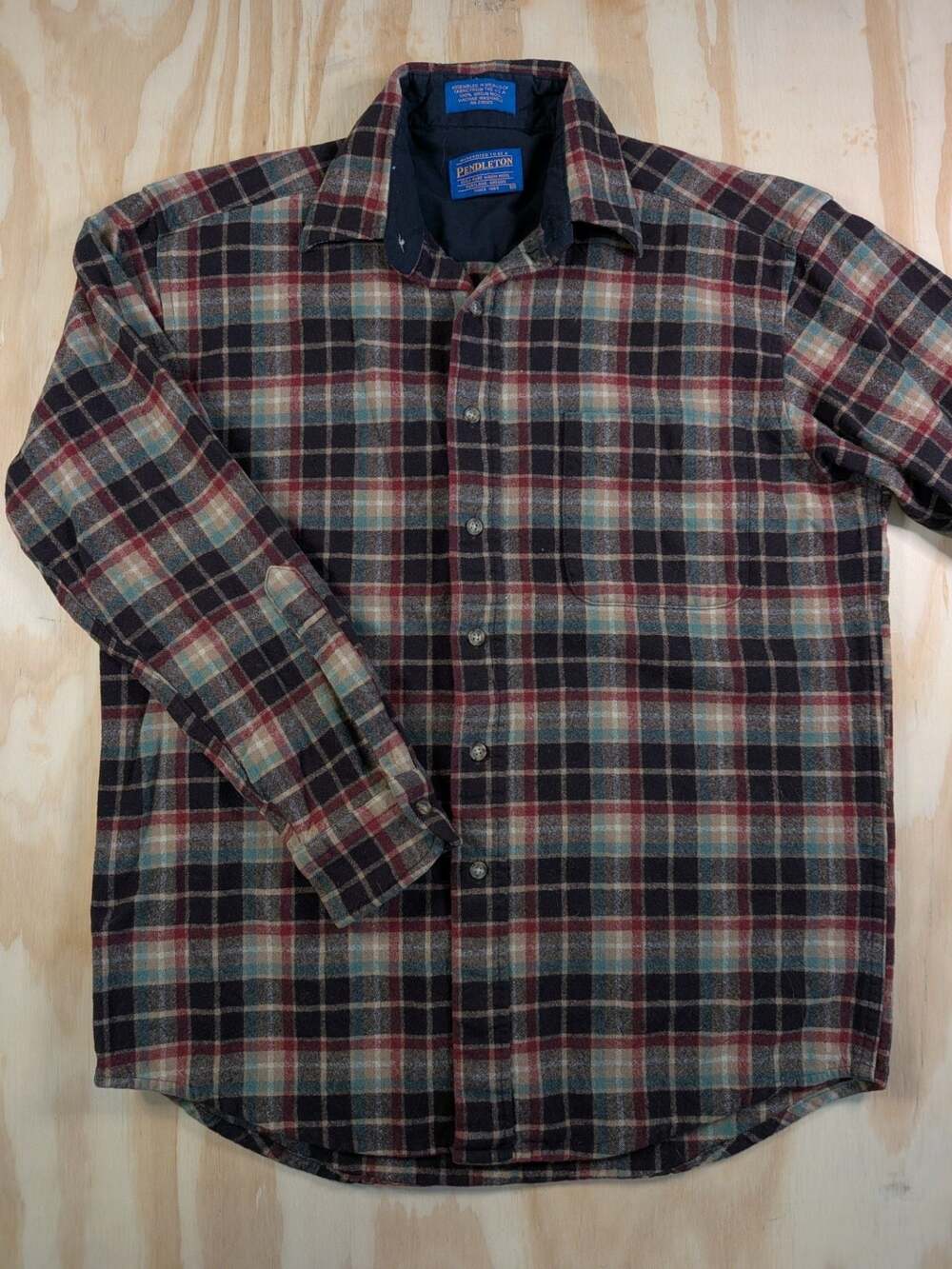 Pendleton 100% Virgin Wool Plaid Board Shirt View 4
